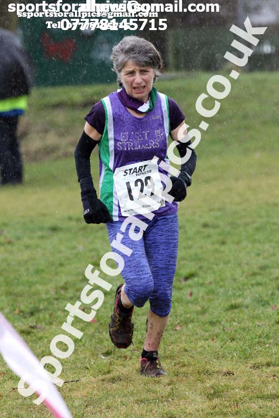 Womens 35s and over and mens 65 and over, 2018 North Eastern Masters, Darlington. Photo: David T. Hewitson/Sports for All Pics